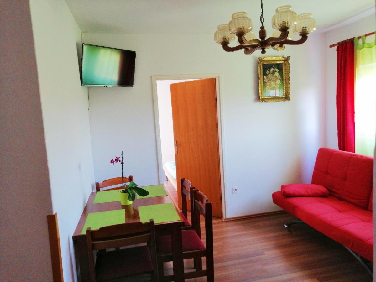 Apartments Brkovic Sukošan Εξωτερικό φωτογραφία