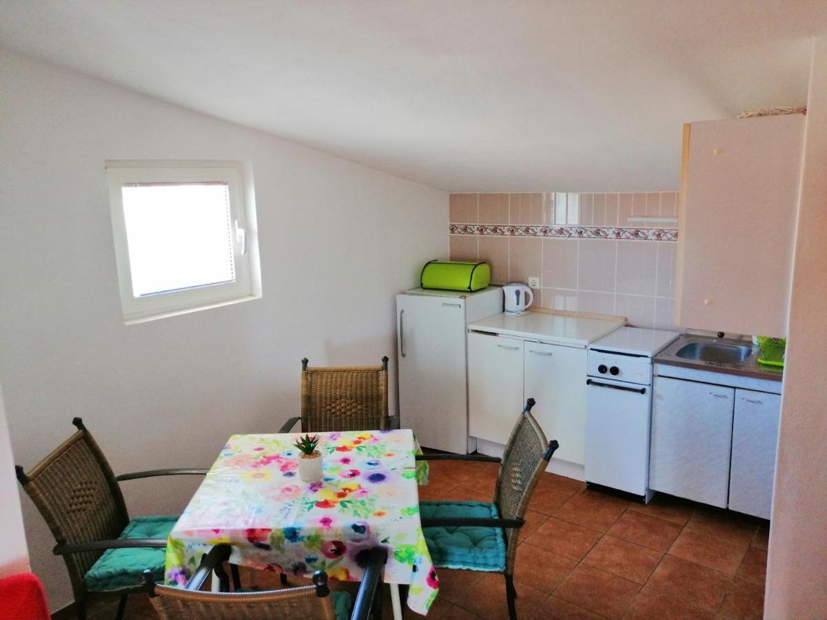 Apartments Brkovic Sukošan Εξωτερικό φωτογραφία