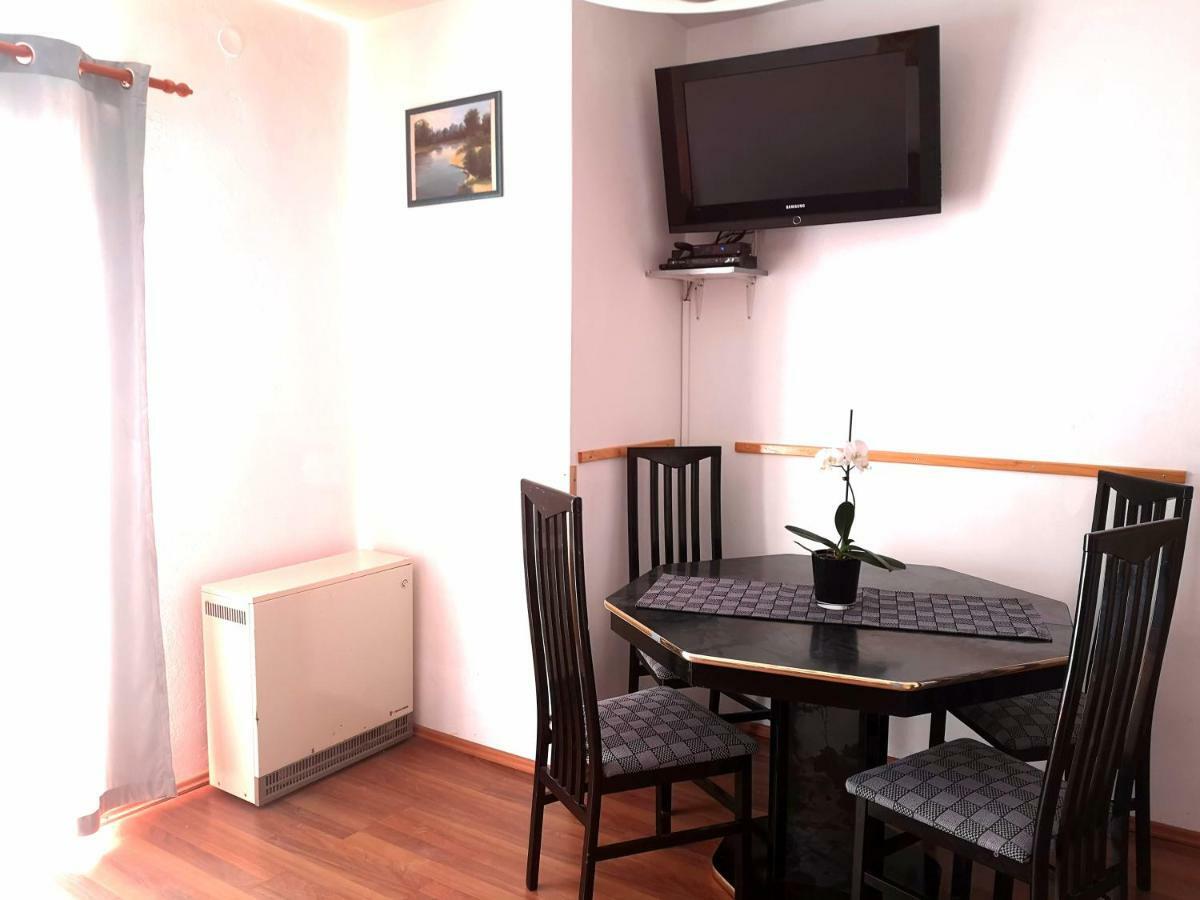 Apartments Brkovic Sukošan Εξωτερικό φωτογραφία