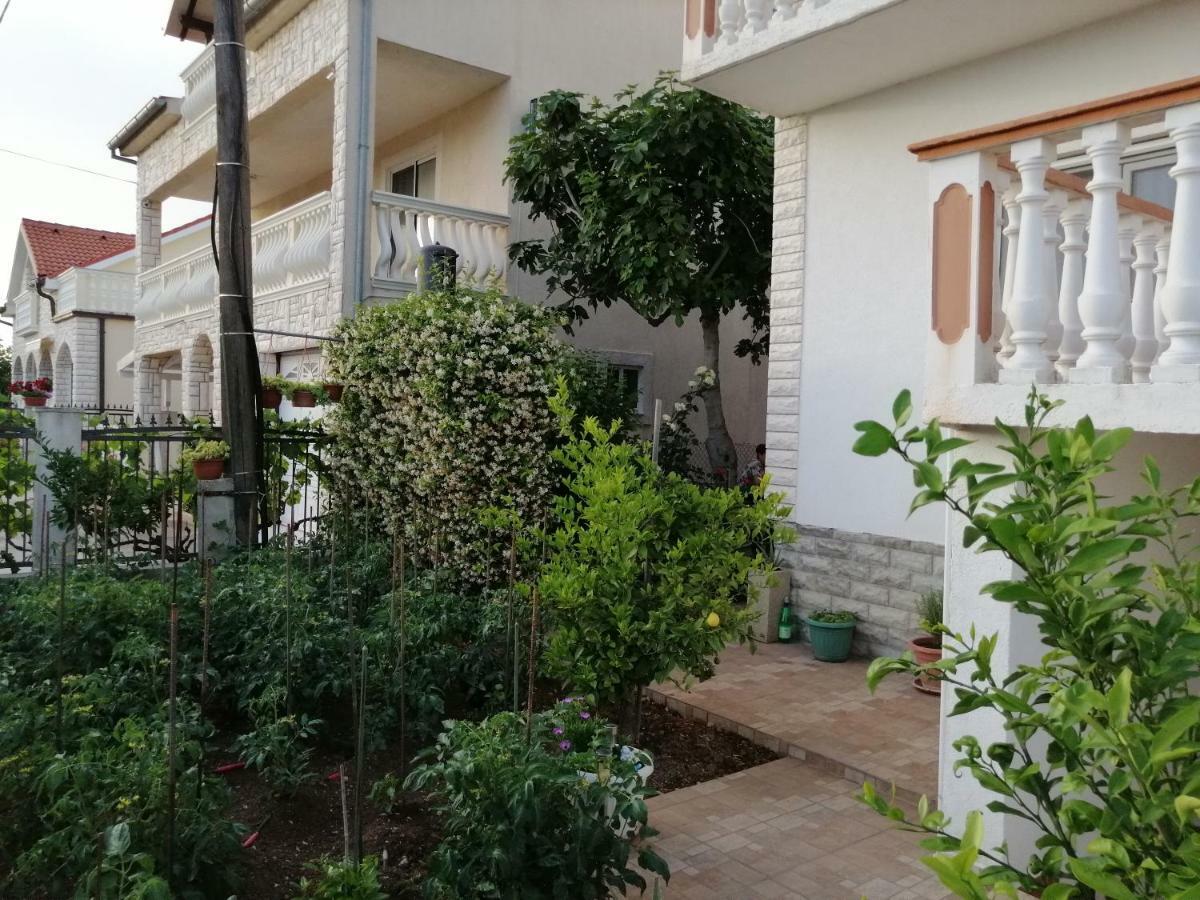 Apartments Brkovic Sukošan Εξωτερικό φωτογραφία