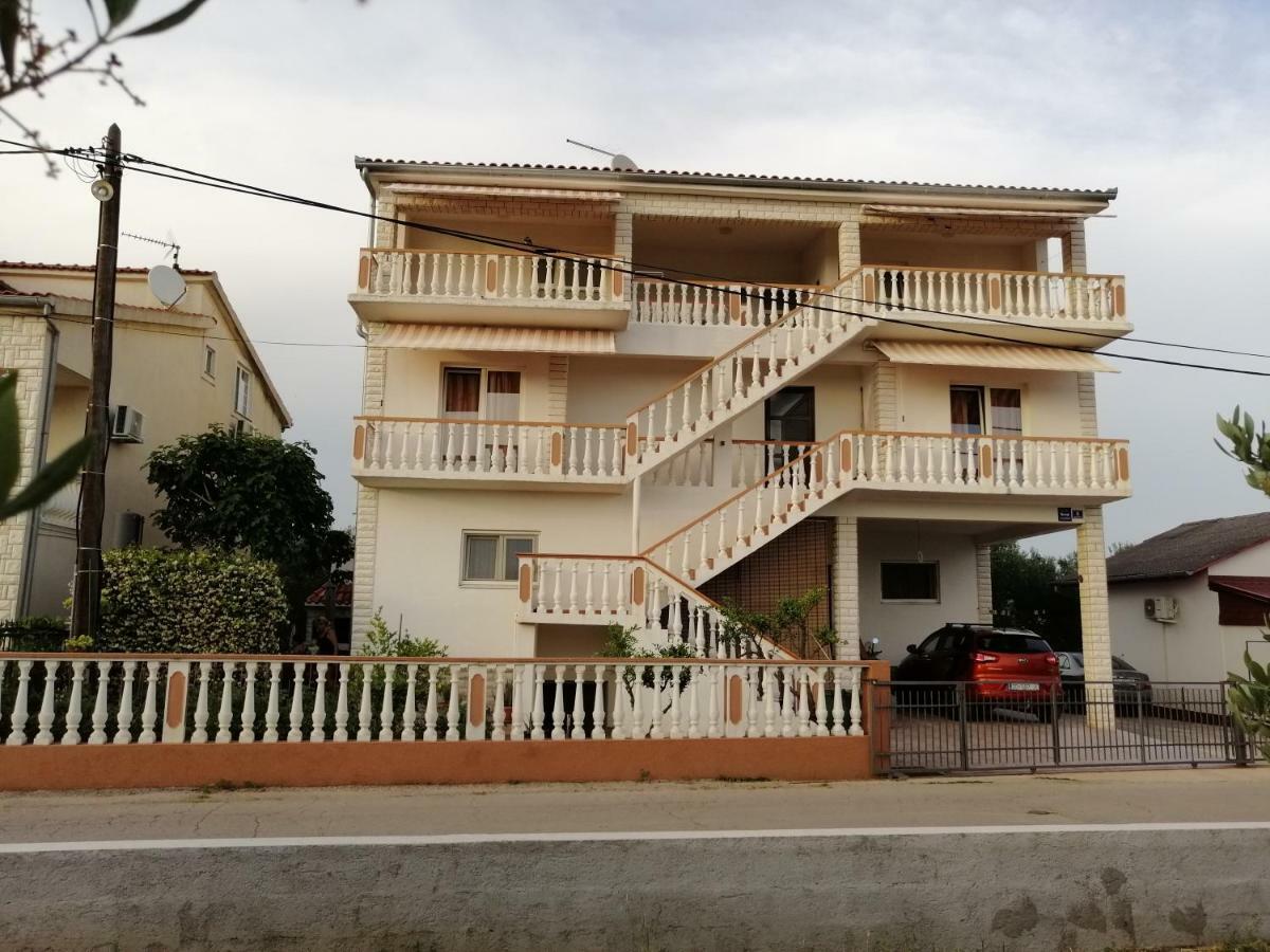 Apartments Brkovic Sukošan Εξωτερικό φωτογραφία